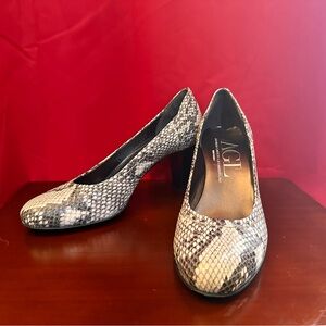 AGL Attilio Giusti Leombruni Snake Embossed Leather Pumps Size 39/ US 8.5